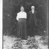 Sarah Anne Jane Locke Smith and husband William Thomas Smith.