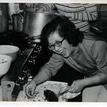 Ada Roelofp adding ingredients to her dish